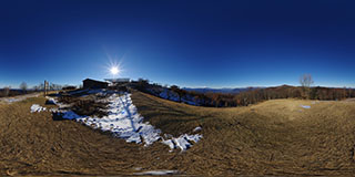 陣馬山 山頂